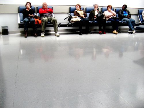 [waiting+for+the+doctor.bmp]