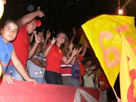 [Comício+Simone+5.JPG]