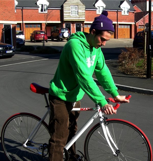 A fixation fixed gear vertical dropout conversion triumph.