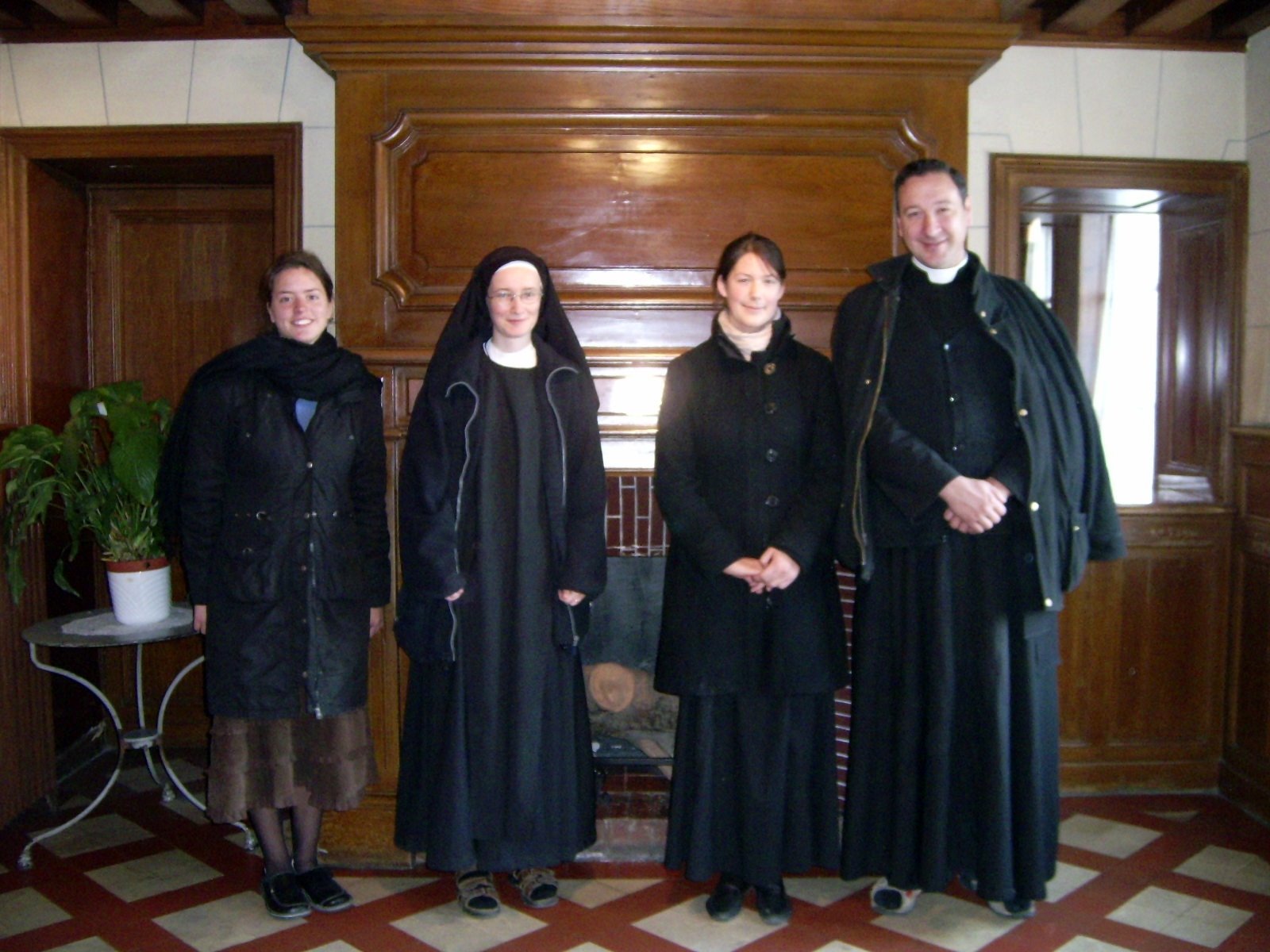 [Little+Sisters.jpg]