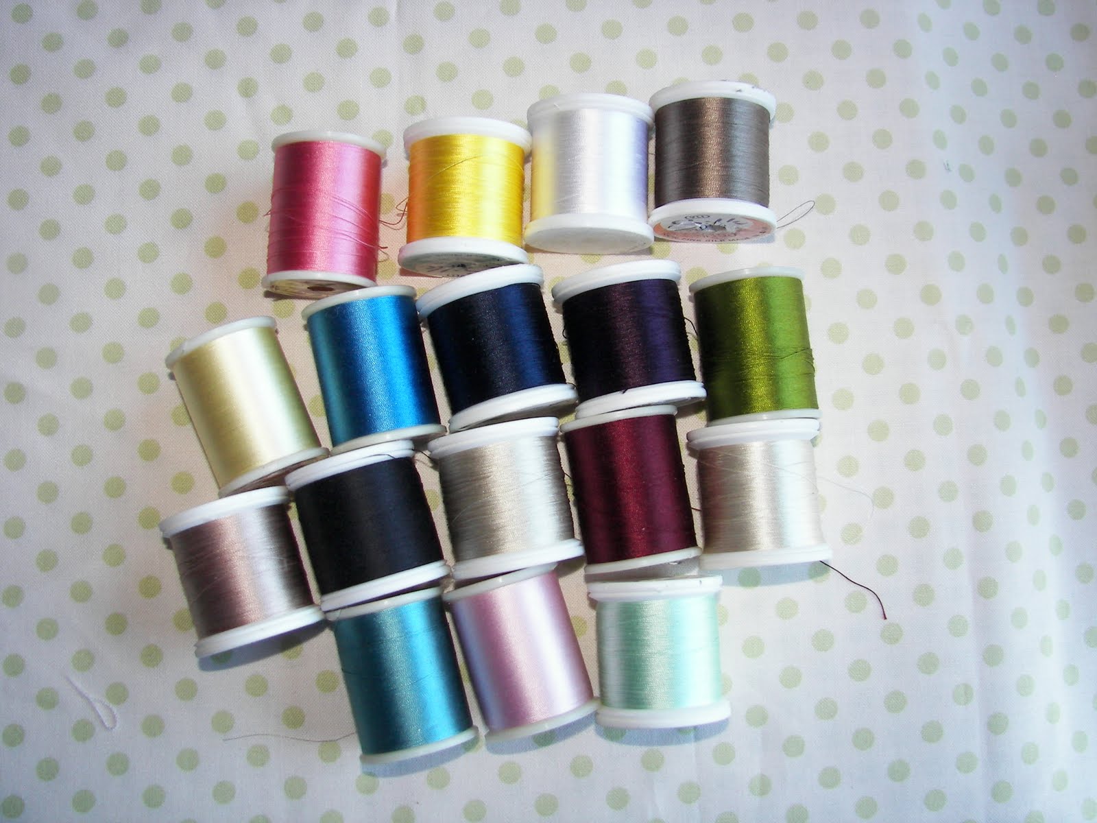 Glorious Applique Applique Thread