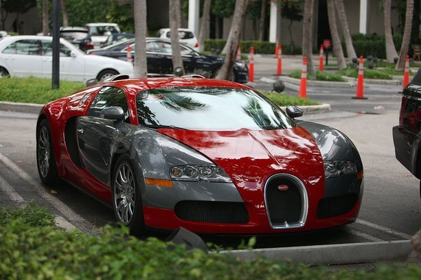 Young-Billionaire: Chris Brown new Bugatti