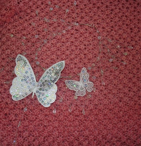 [colar+borboleta+b.bmp]