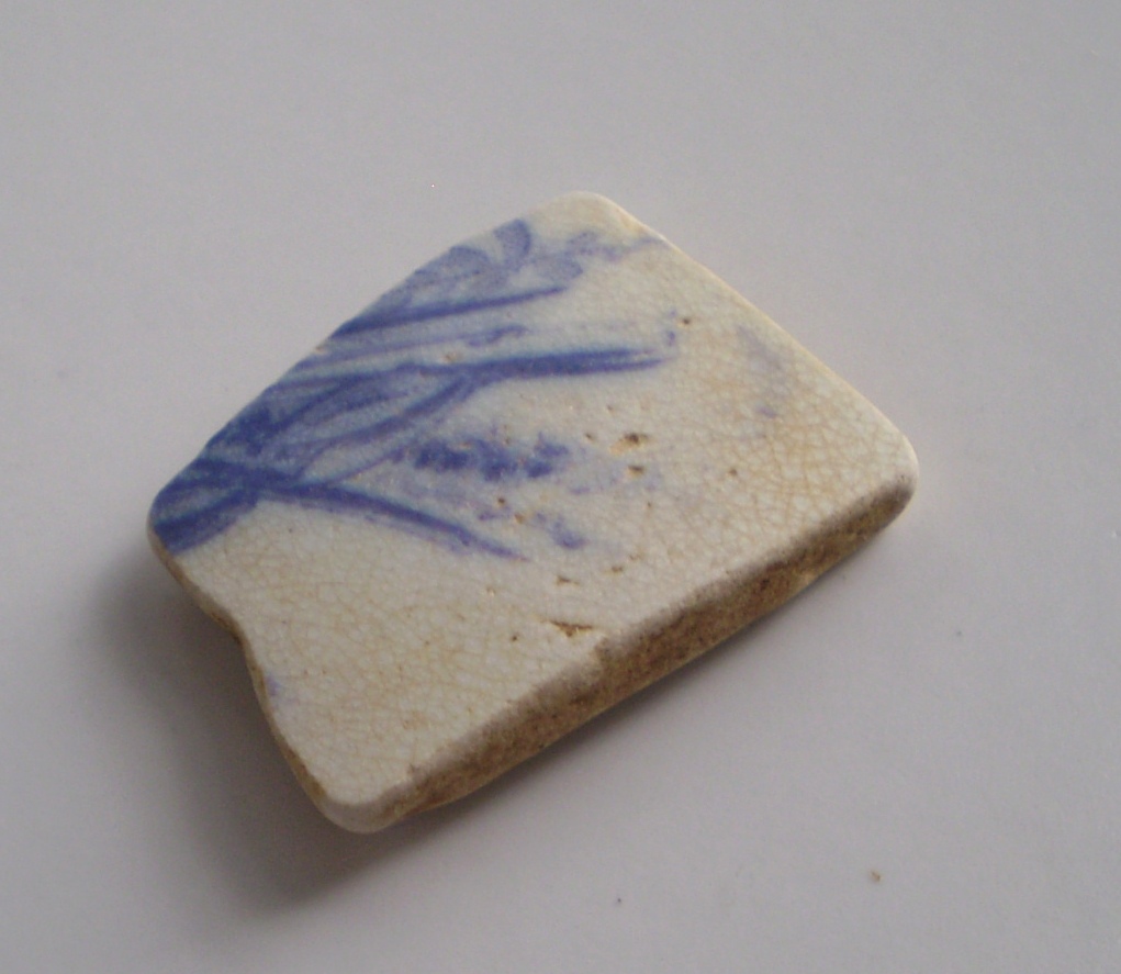 [11-29-08+Sea+pottery.jpg]
