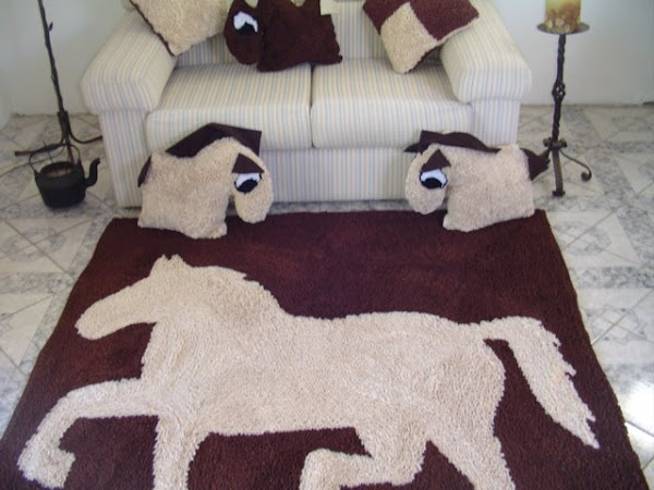 ROOM SIZE CARPET / TEPPICH