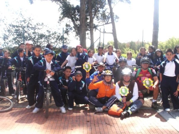 Ciclopaseo Humedal del Burro 2009, grado 5º