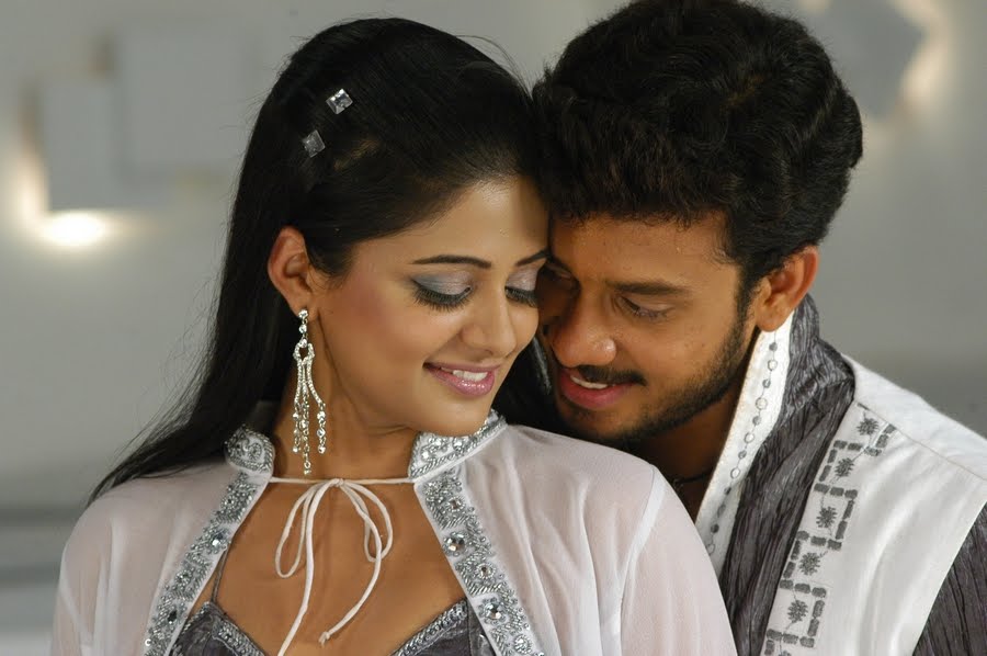 [Bet_Movie_stills13.jpg]