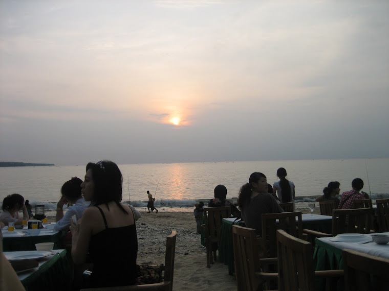 Sunset in Jinbara Beach