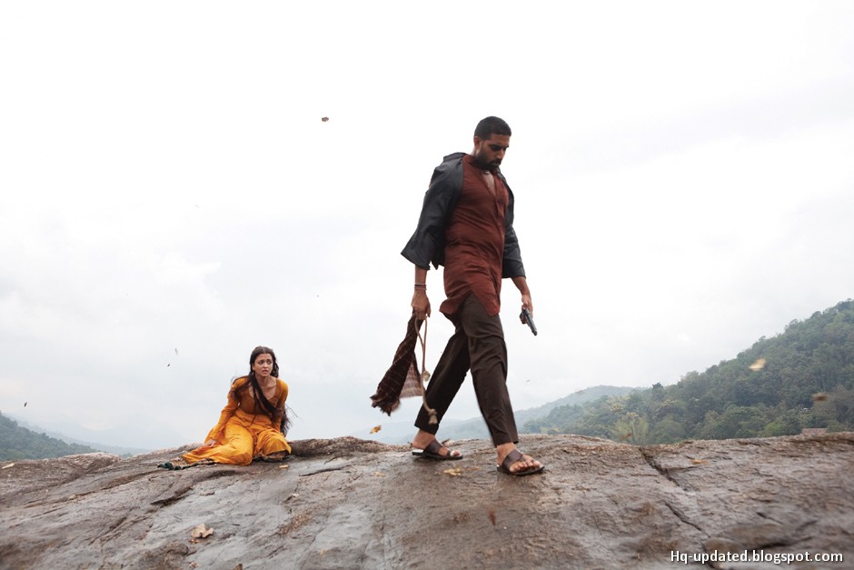 Gaja Muja: Raavan, Raavanan Movie HQ Pics, Stills