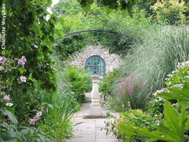 Small Secret Gardens In Sussex