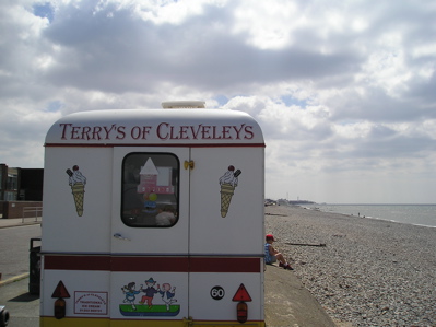 [seaside.jpg]