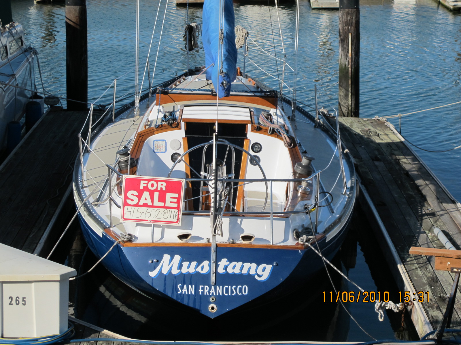 Islander 36