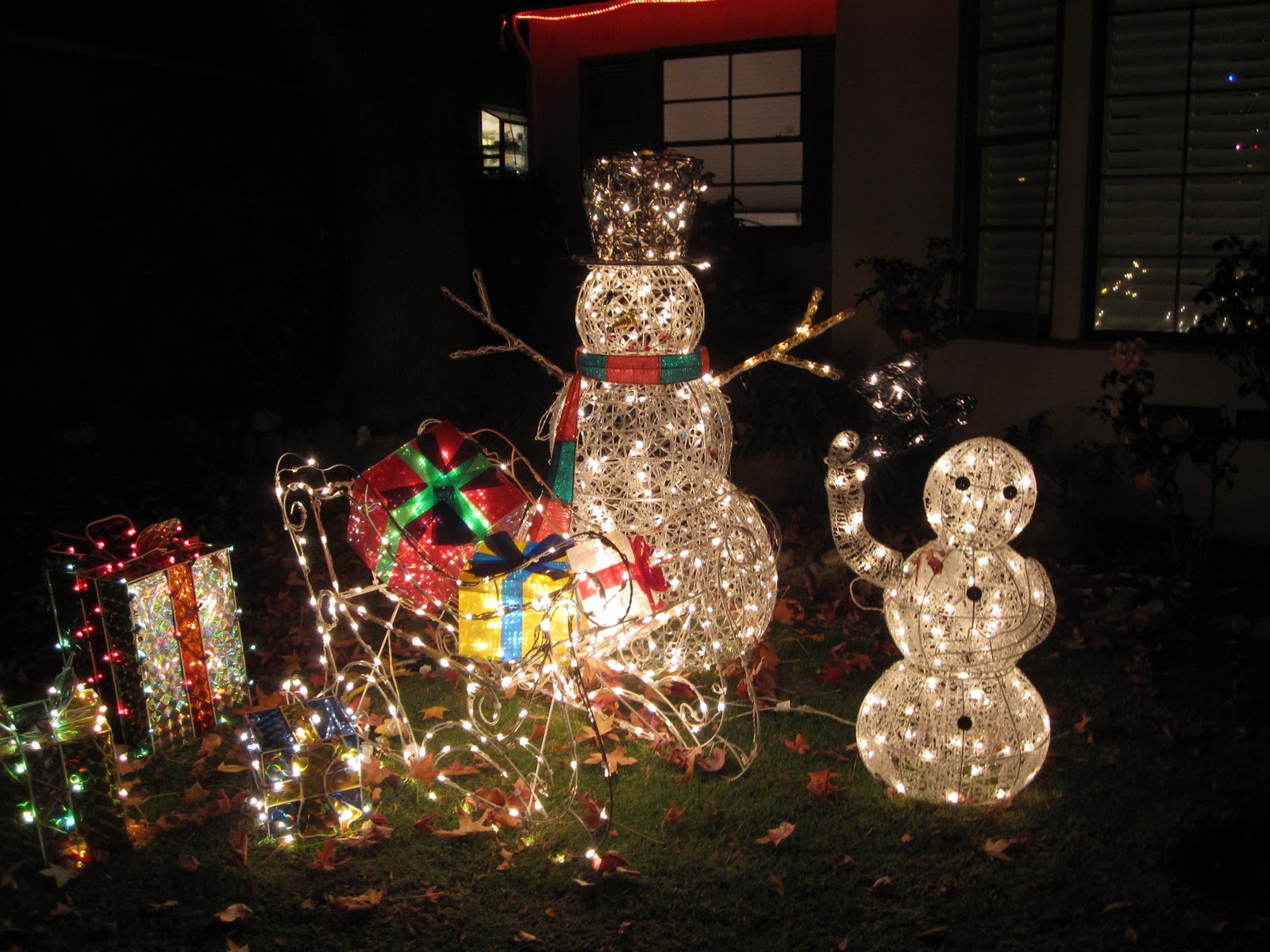 Fun Friday Holiday Lights Walk