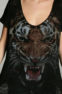 [Roaring+Tiger+Tunic+-+Urban+Outfitters.jpg]