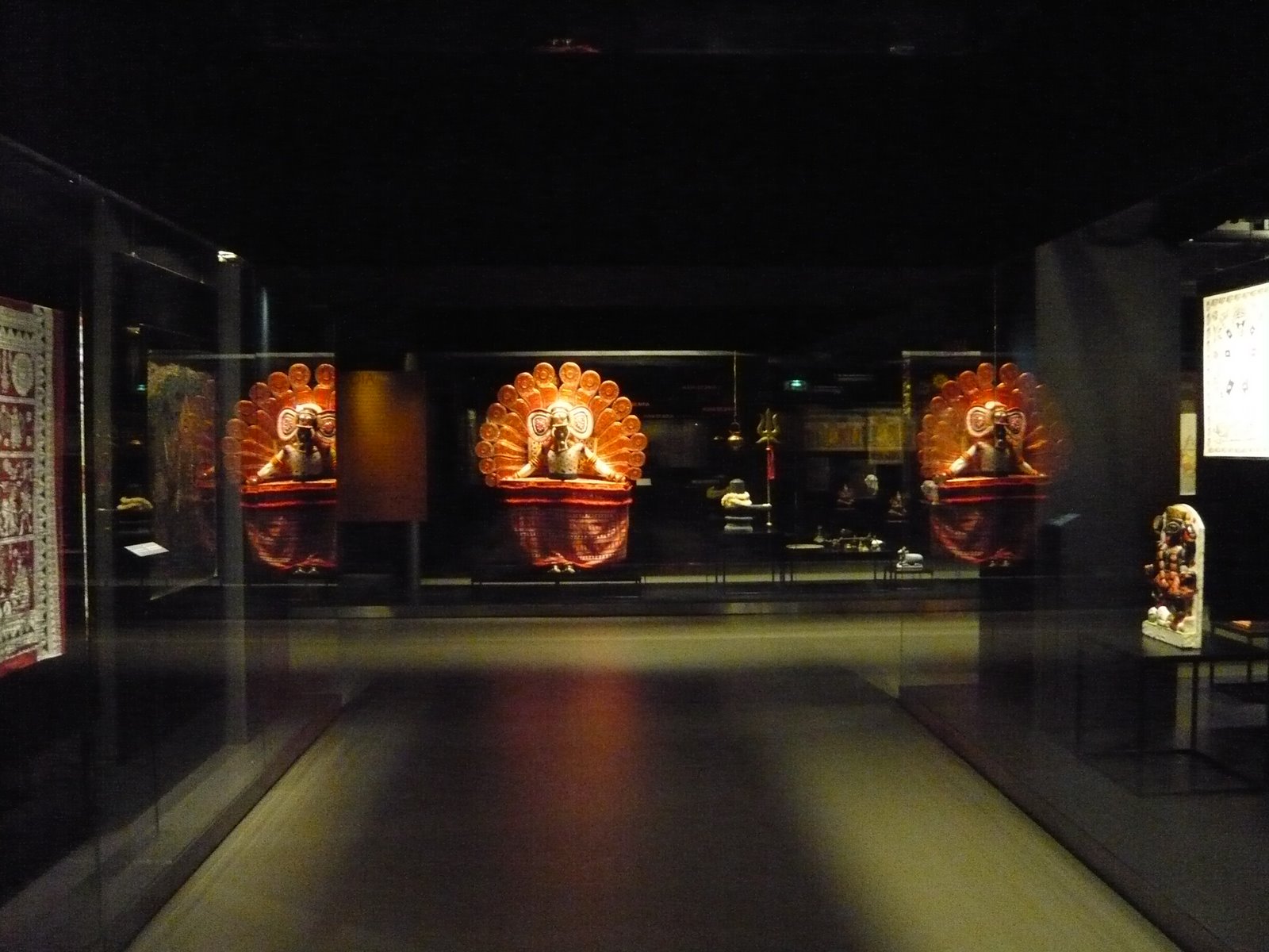 [L1010958.JPG]