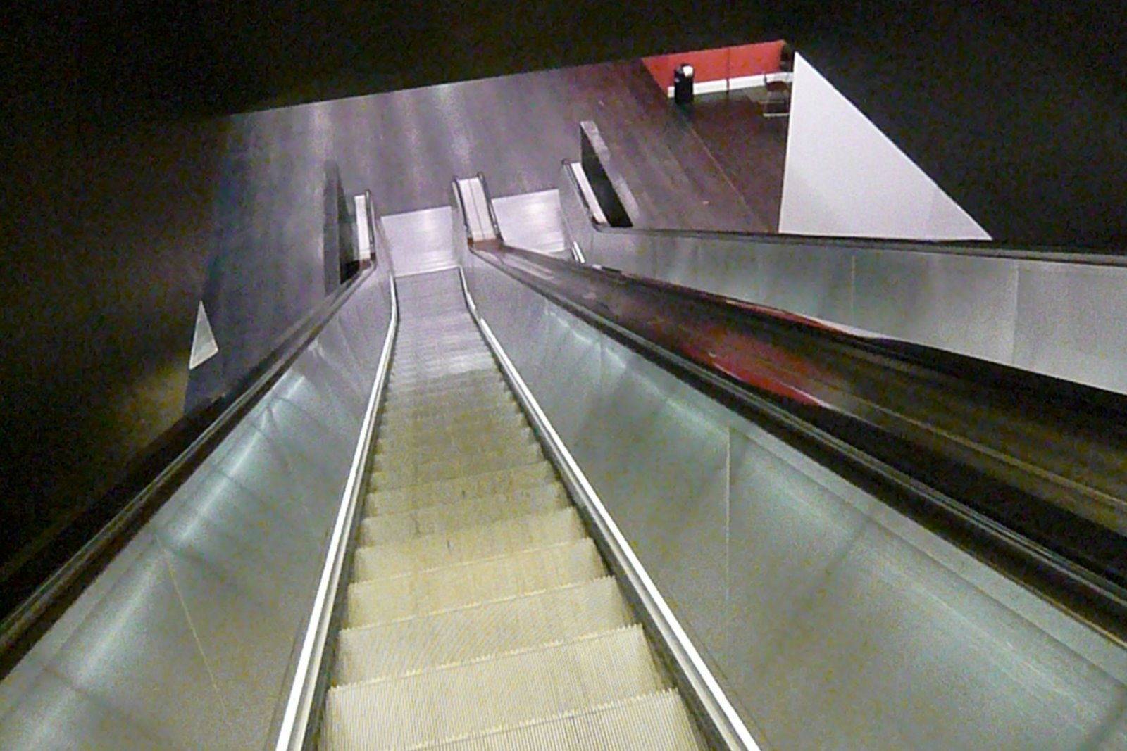 [L1040611.JPG]