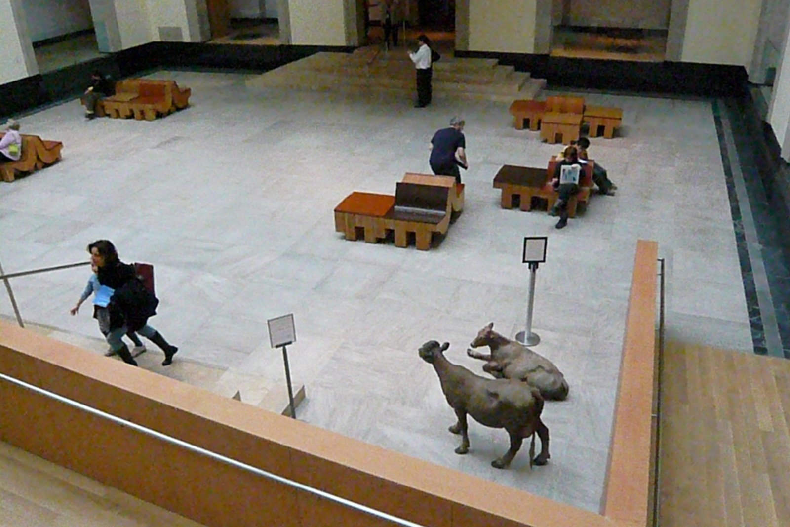 [L1050926.JPG]