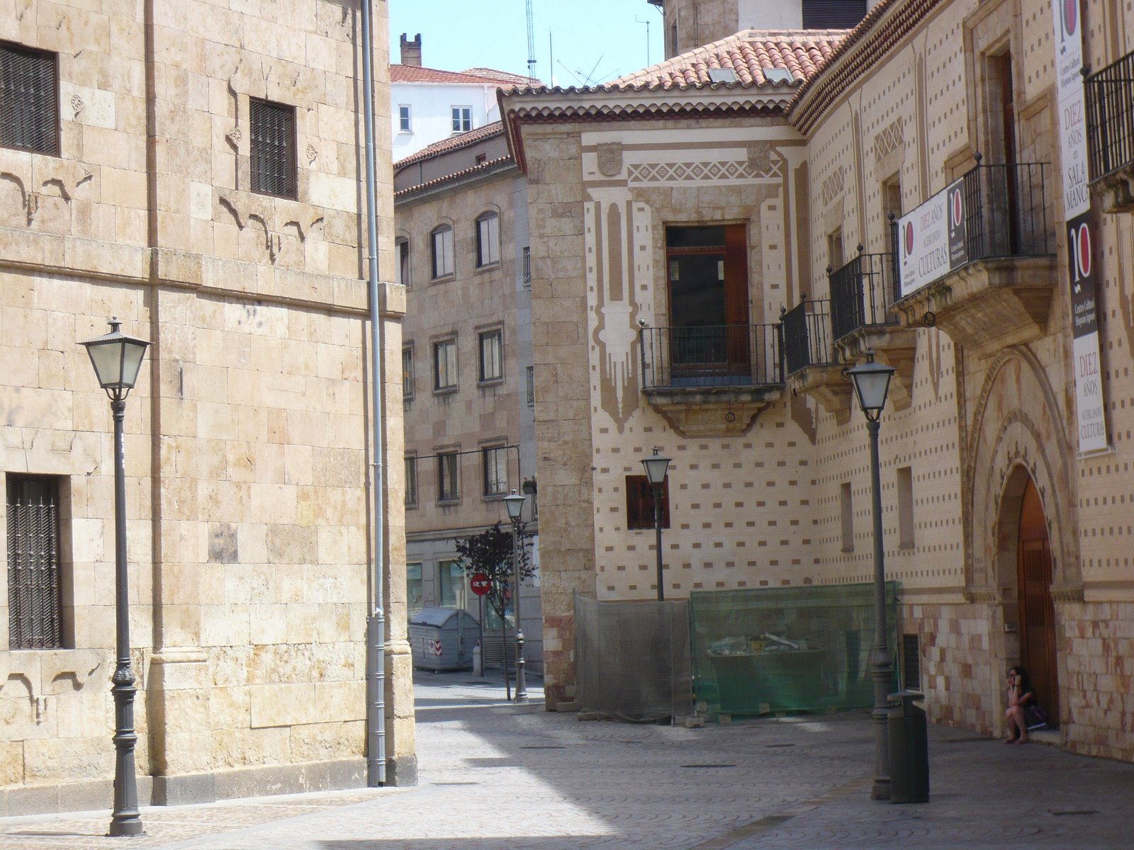 [L1000910.JPG]