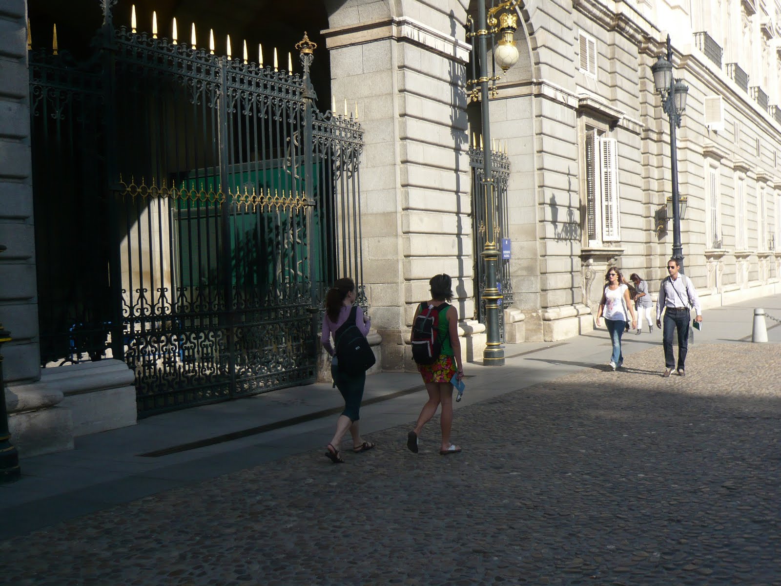 [L1020587.JPG]