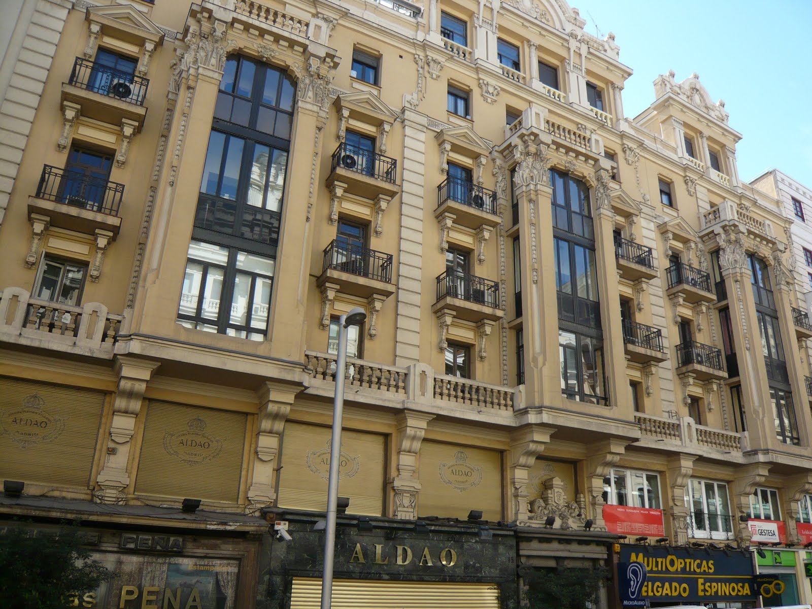 [L1020516.JPG]