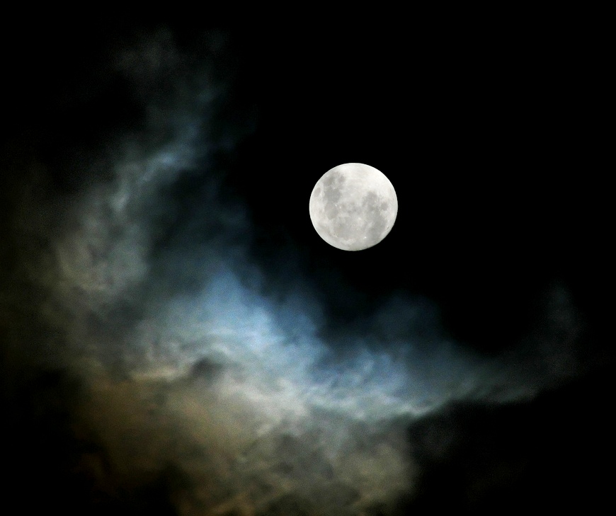 [full+moon+in+chiapas.jpg]