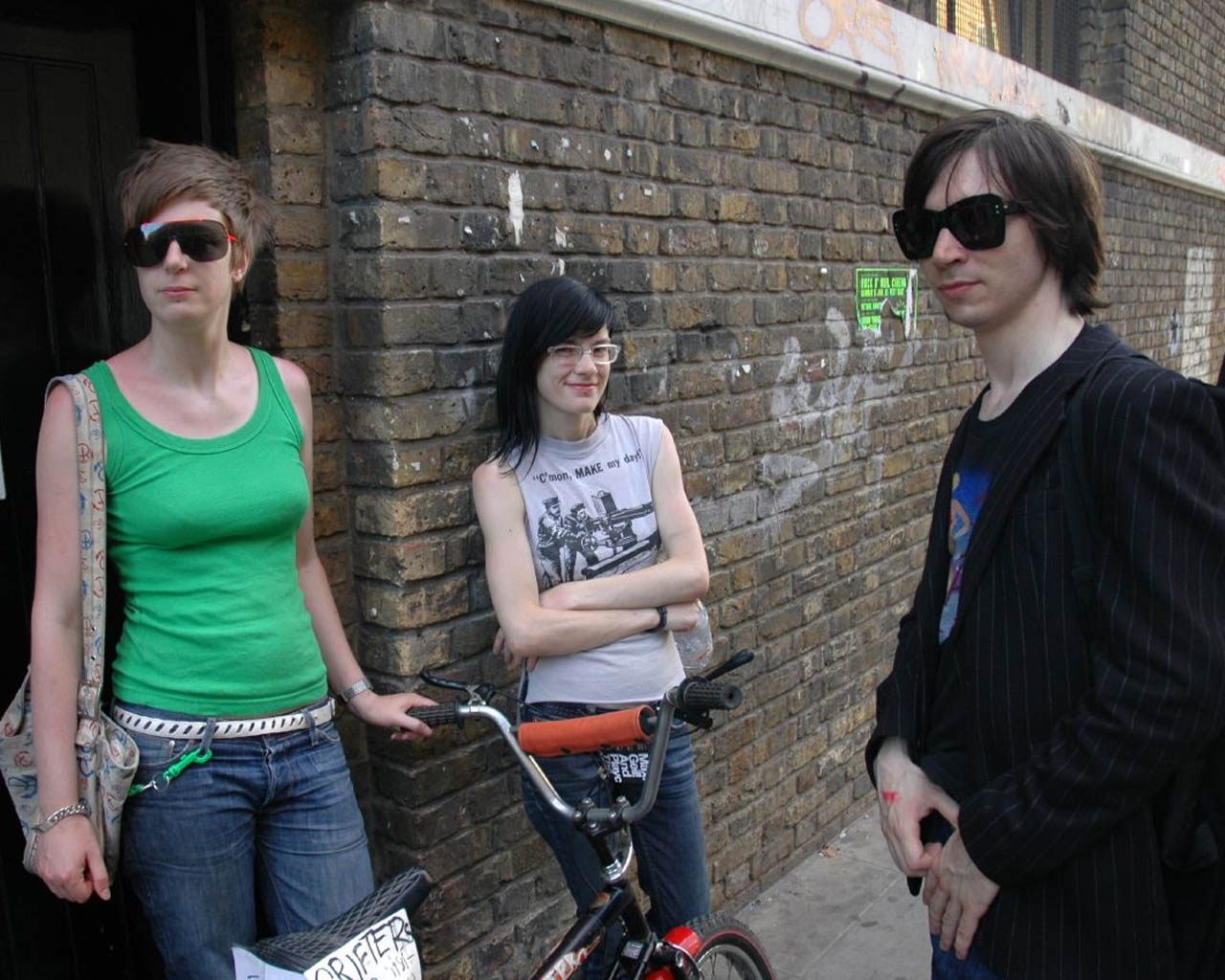 [brick-lane-hipsters.jpg]