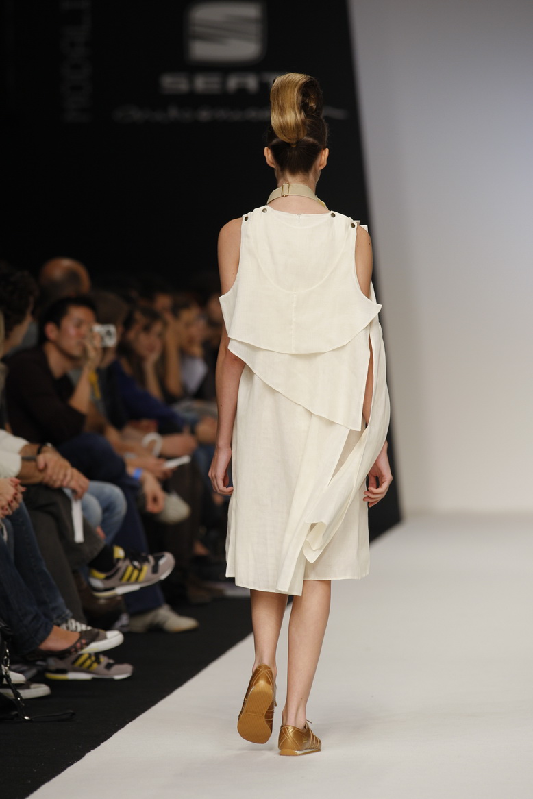 [MLX31LTorres-018.JPG]