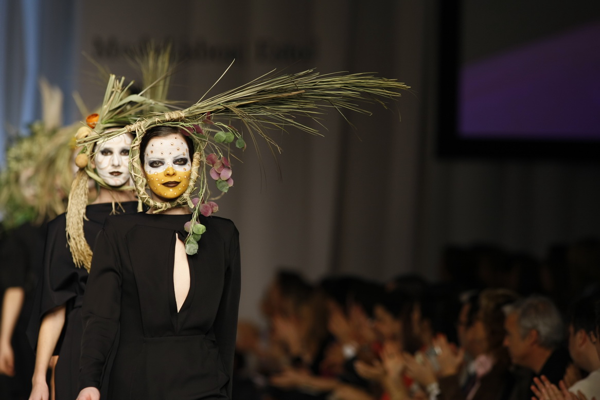 [MLX32AMoura248.JPG]