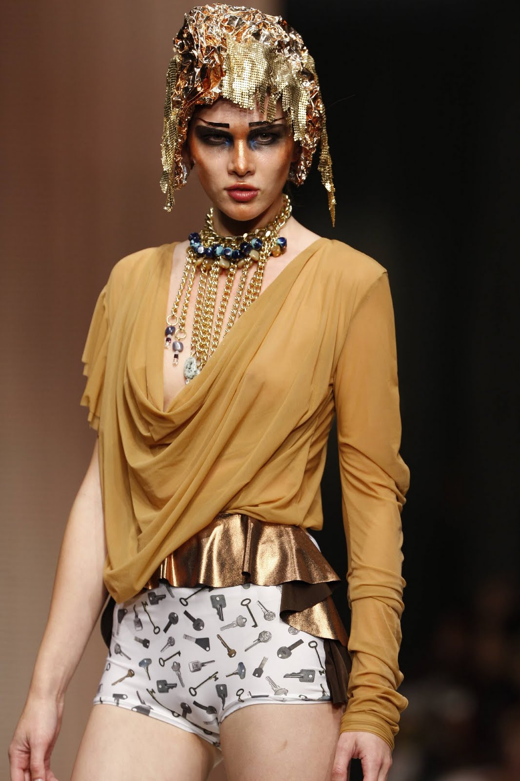 [MLX33DAlves154.JPG]