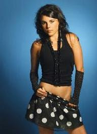 y cantante Signo: Aries