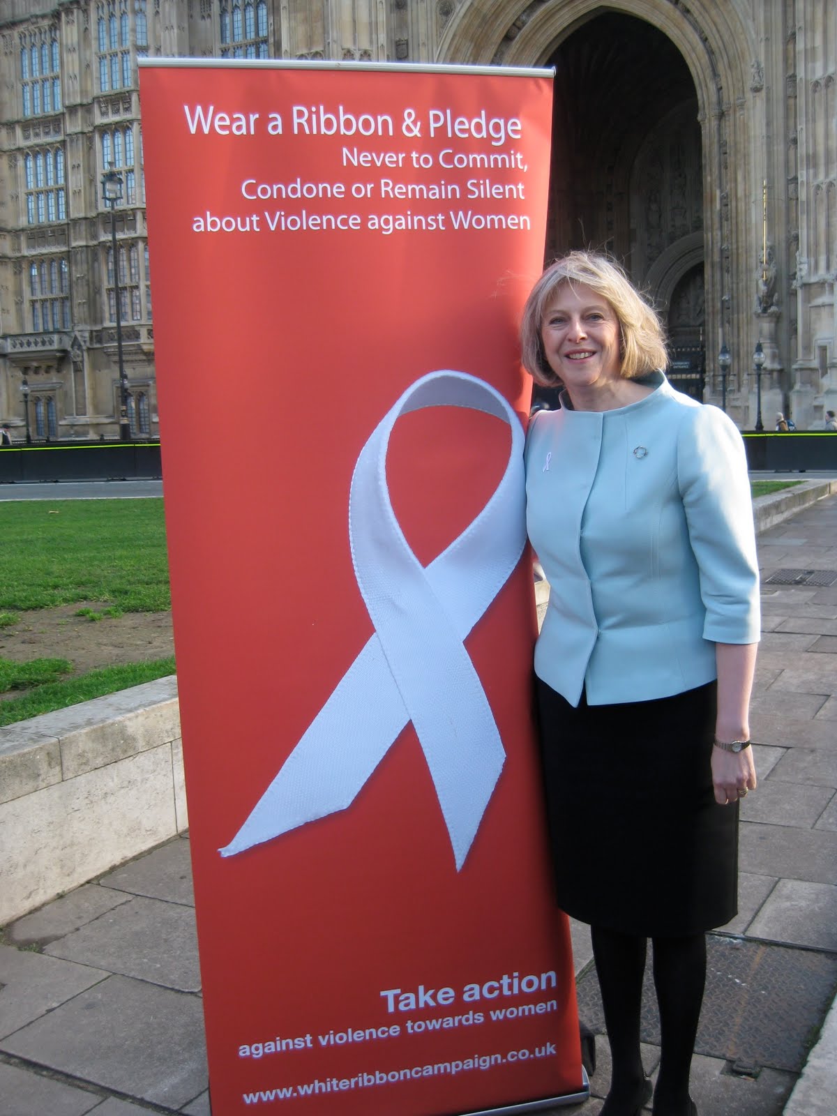 white ribbon campaign uk mps unite in support of white ribbon day