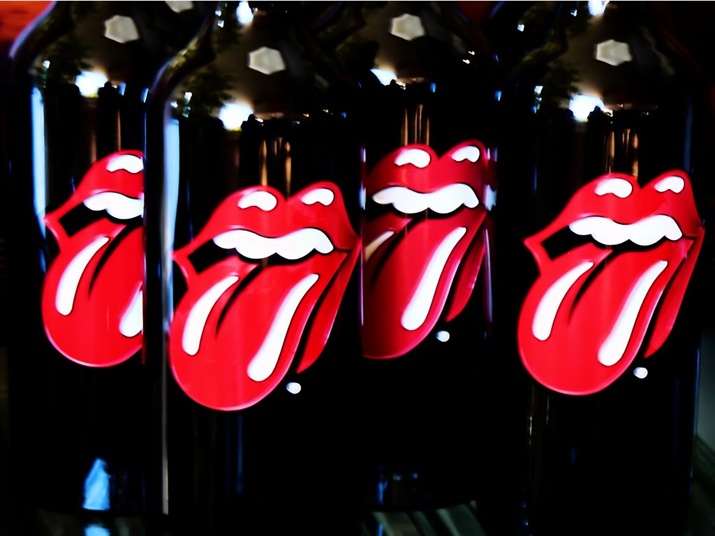 http://1.bp.blogspot.com/_vY3COZl9LT8/TGrFAvFGQxI/AAAAAAAAFd8/a3vsKvOBWuo/s1600/the_stones_screen_saver_79_66.jpg