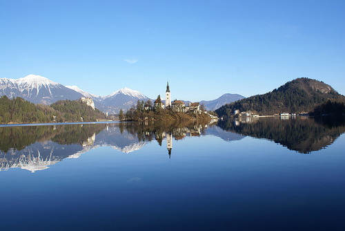 castle island church lake europe