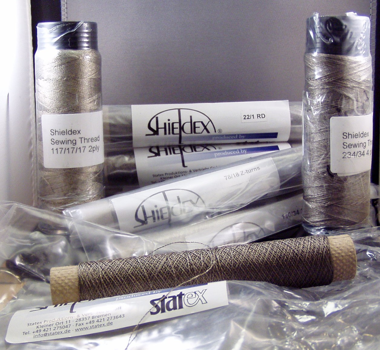 [FSP+Sample+Threads+kit.JPG]
