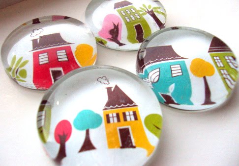 Whimsy glass magnets
