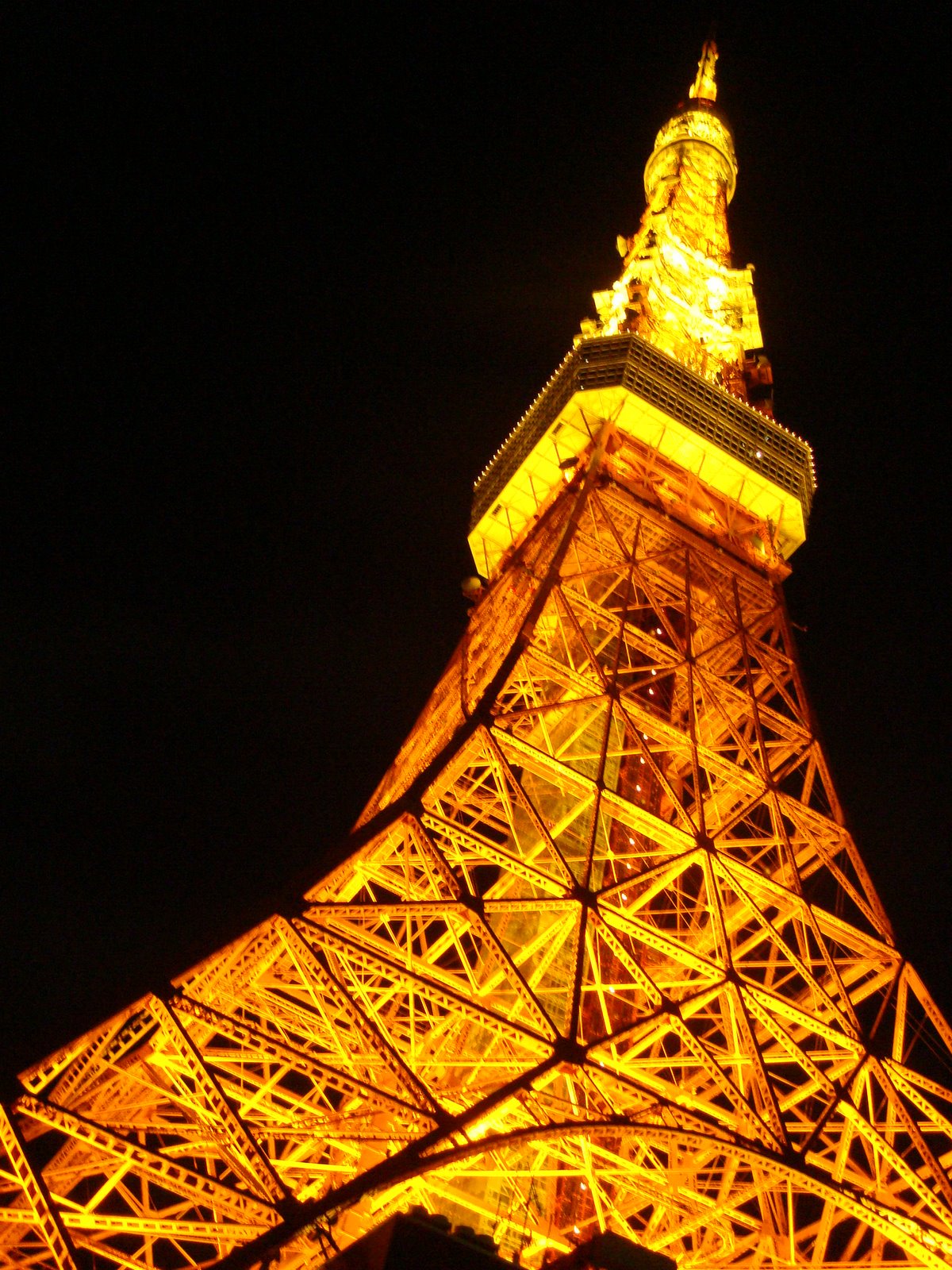 [tokyo+tower.JPG]