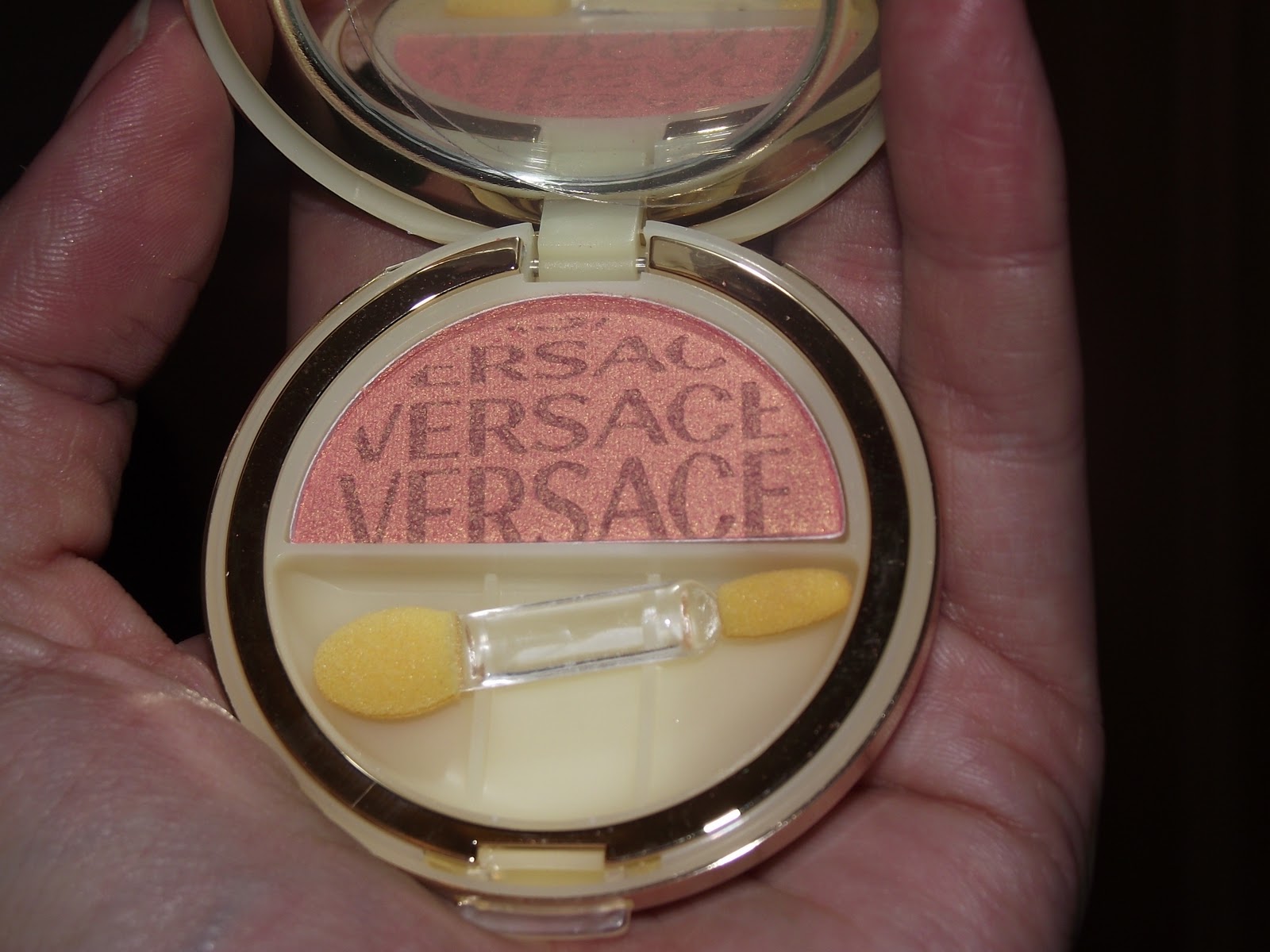 BeautyH2T Versace eyeshadow V20210