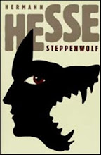 Leyendo "Lobo Estepario" de Herman Hesse.