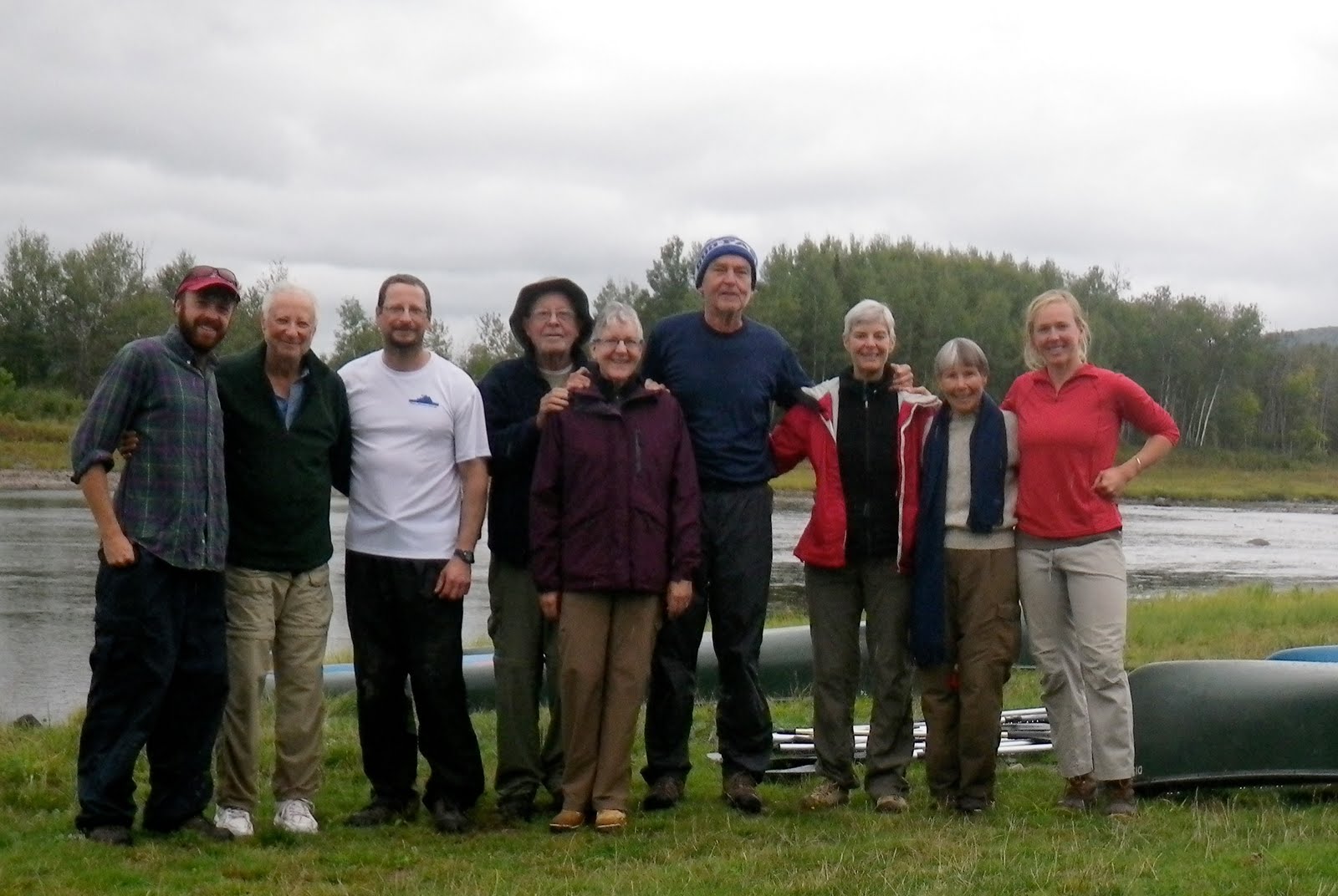 wallpaper: Britt Ekland Wallpaper