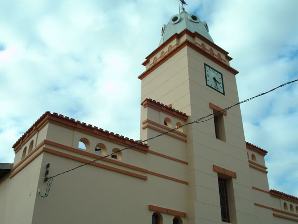 CARLOS CHAGAS, MINAS GERAIS Uma pedra no caminho que faz do caminho