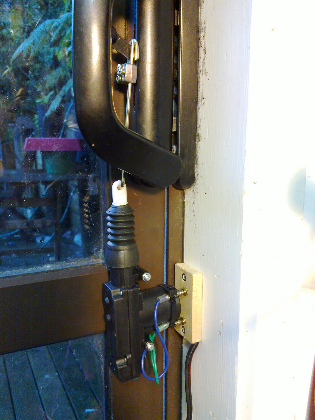 Artifex Electronic Sliding Door Lock