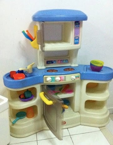 Macam-Macam-Ada: Little Tikes Kitchen with Accessories