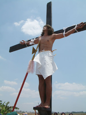 Filipino+crucifixion