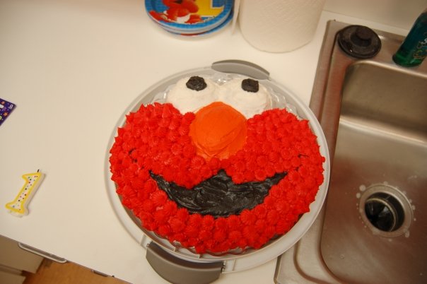 [Elmo+Cake.jpg]