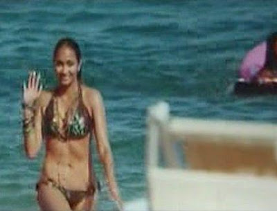 sexy young raw teen jiah khan bikini