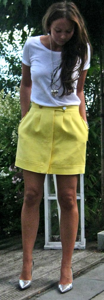 [yellowskirt002.jpg]