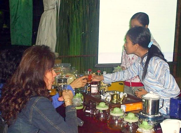 [Tea+Festival+04+(50)-1.JPG]