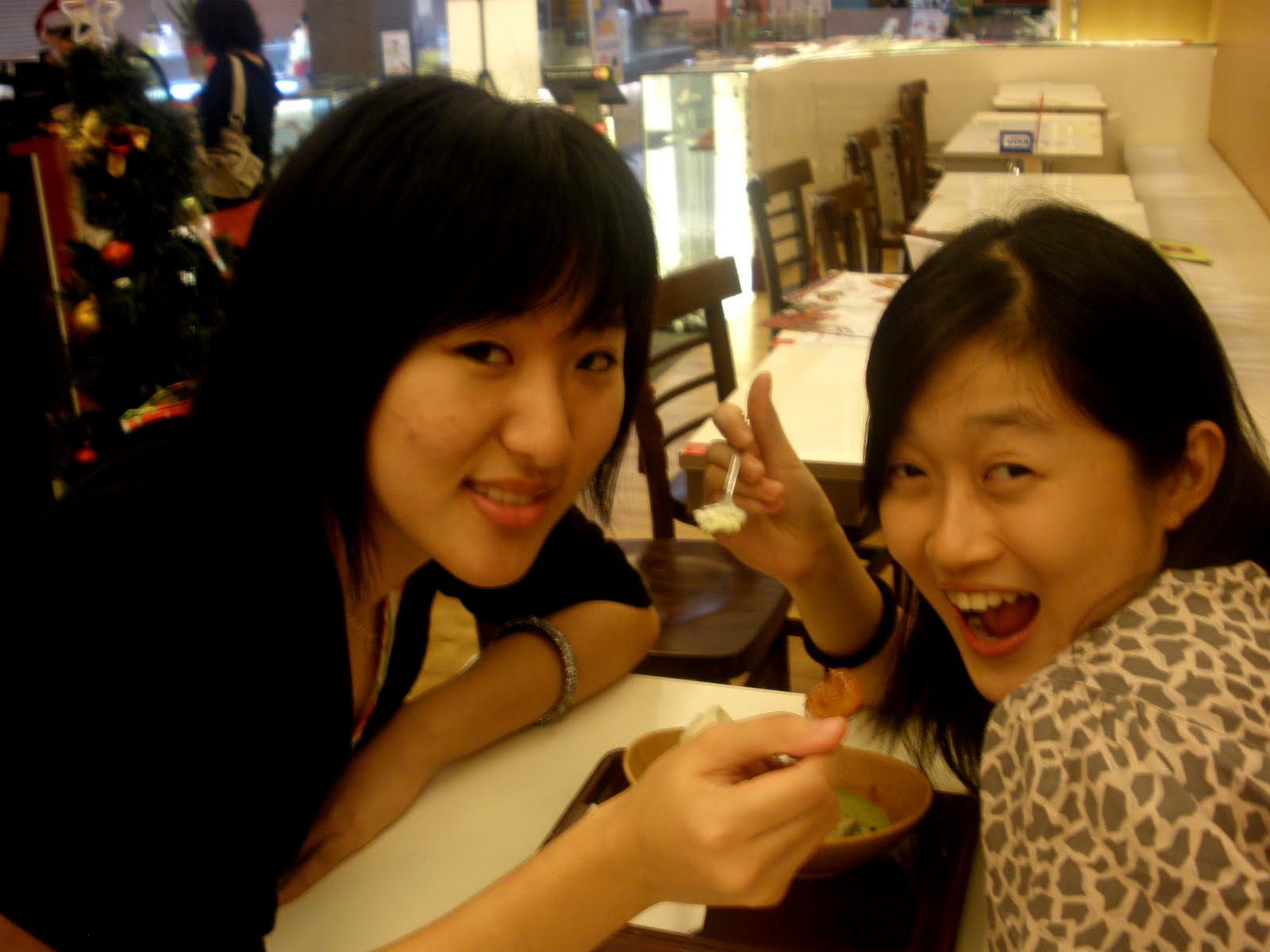 [PC030100.JPG]