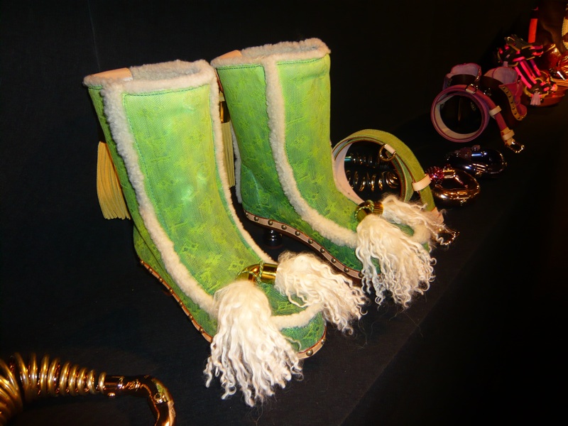 [louis-vuitton-clog3.jpg]