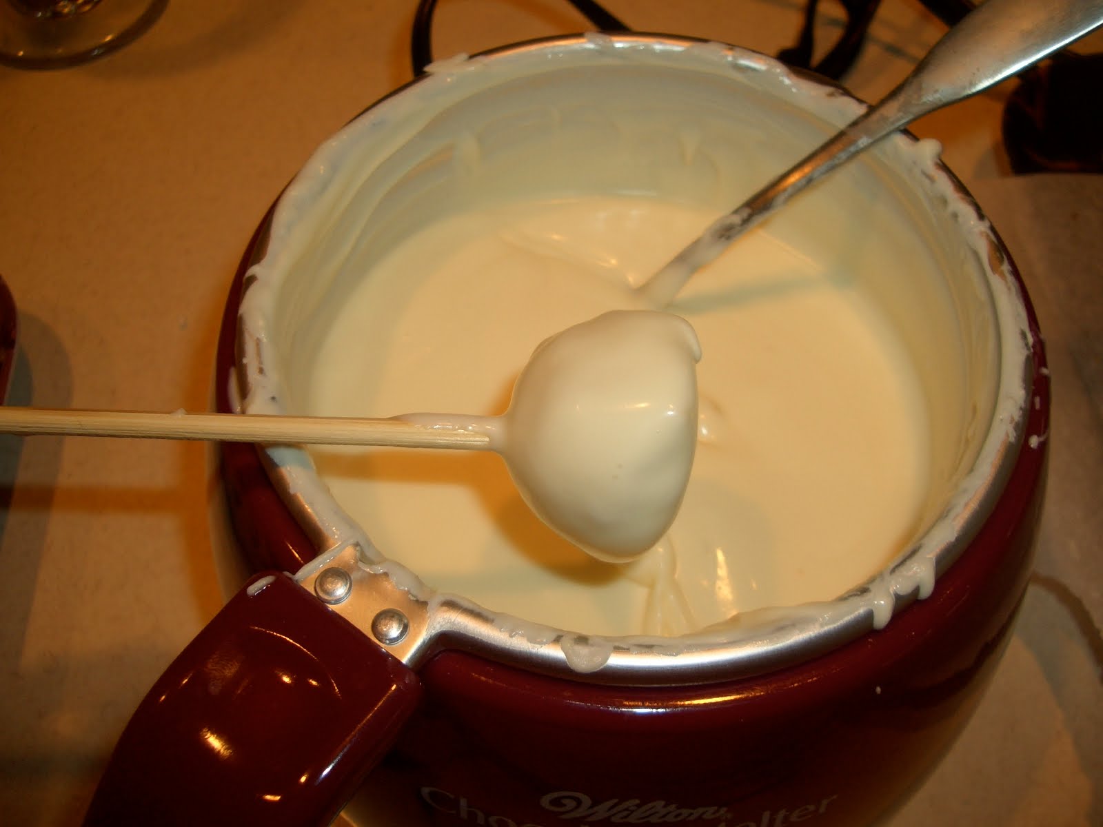 Susan Grapengater Dipping Cake Balls the easy Way!